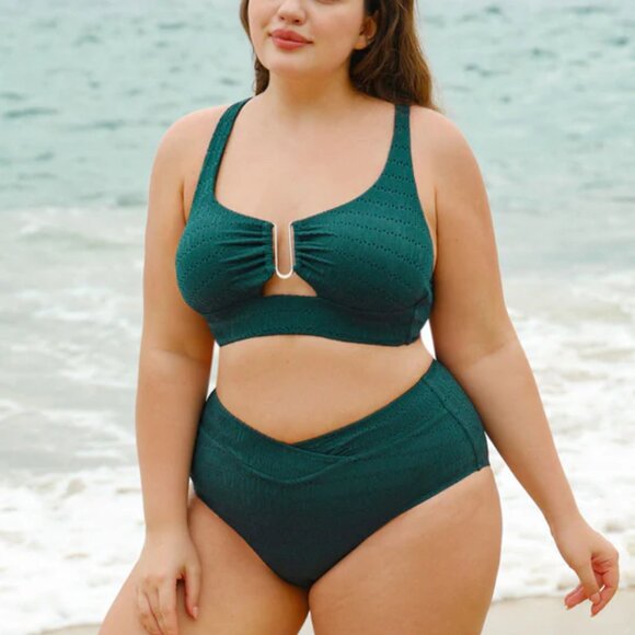 Berlook Green Cut-Out Plus Size Bikini Top | Size 24 | 3X | NWT | Textured - Picture 1 of 3